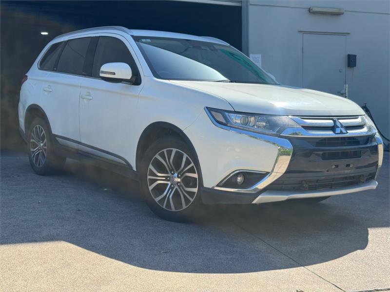 2017 MITSUBISHI OUTLANDER 4D WAGON LS SAFETY PACK (4x4) 7 SEATS ZK MY17